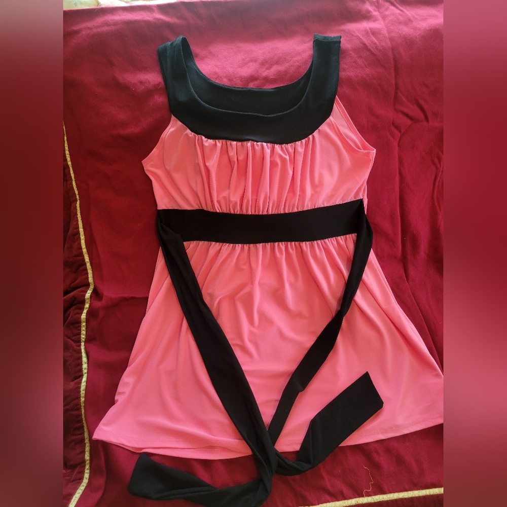 Kiwi  - Womans NWT Sleeveless Tank Blouse Belted - Hot  Pink & Black  Size L